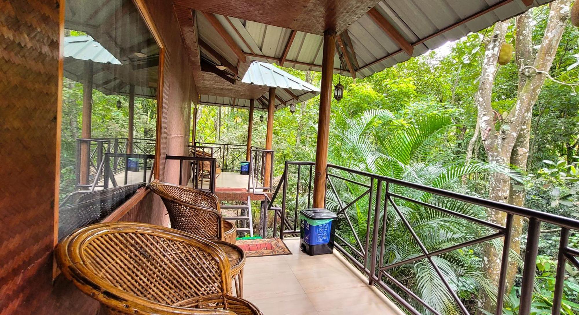 Monsoon Retreats Ecostay- Treehouse Thekkady Exterior foto