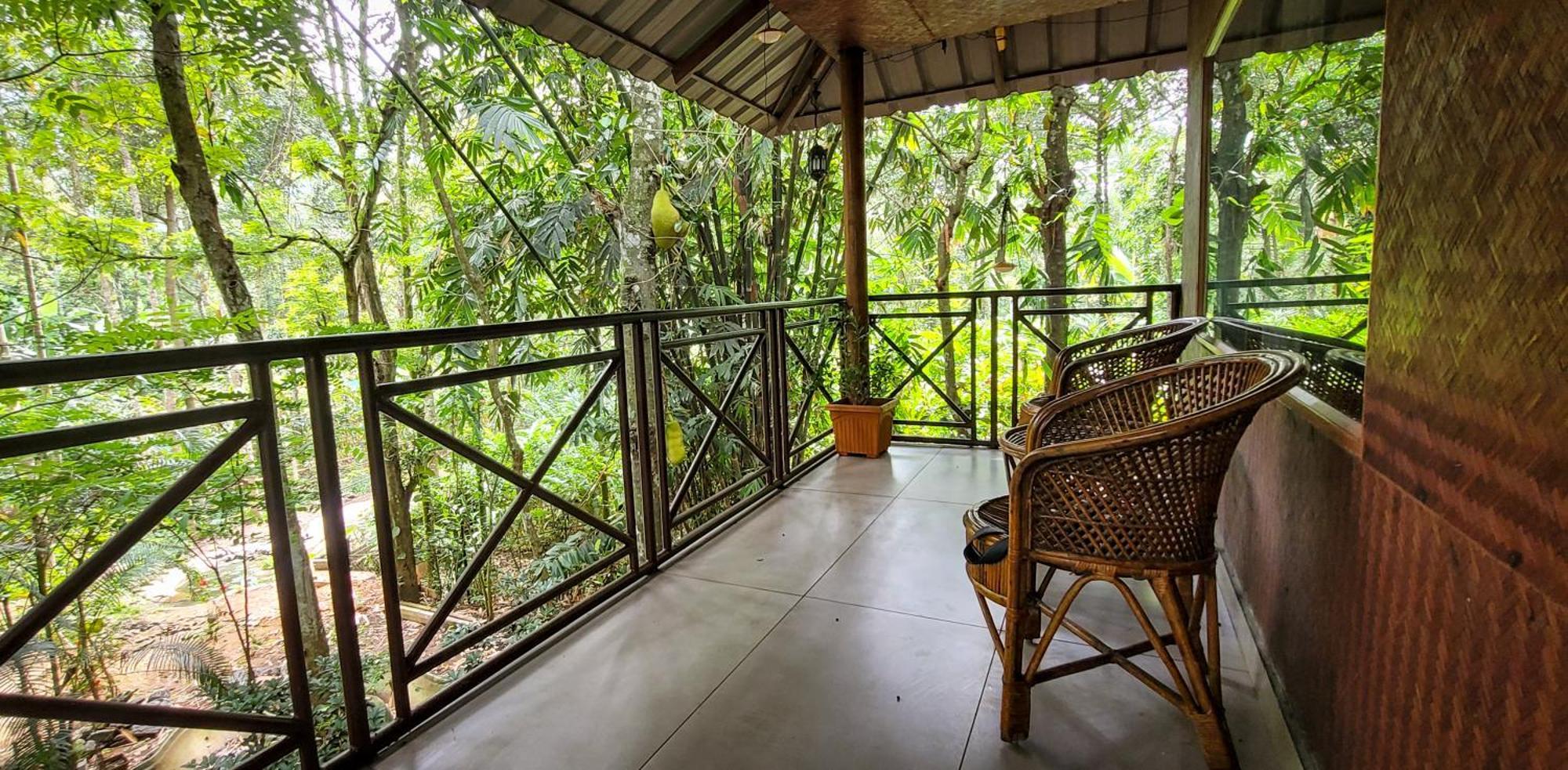 Monsoon Retreats Ecostay- Treehouse Thekkady Exterior foto