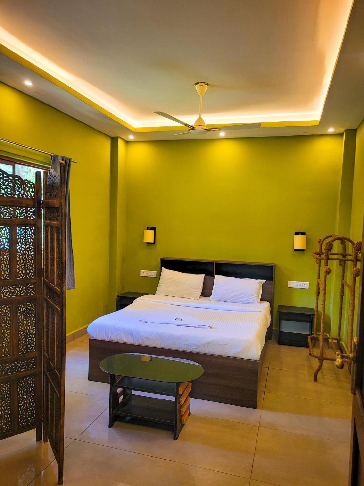 Monsoon Retreats Ecostay- Treehouse Thekkady Exterior foto