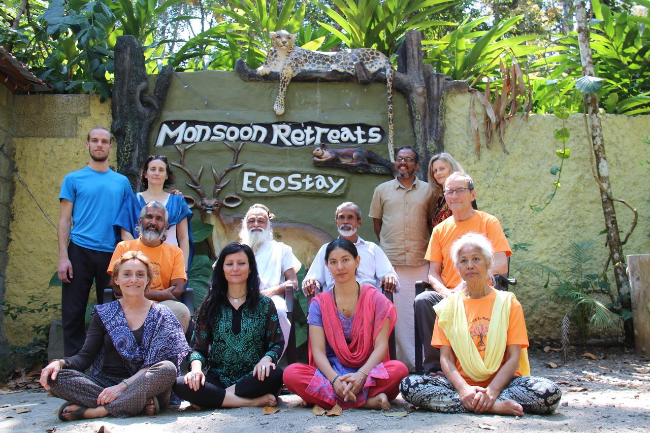 Monsoon Retreats Ecostay- Treehouse Thekkady Exterior foto